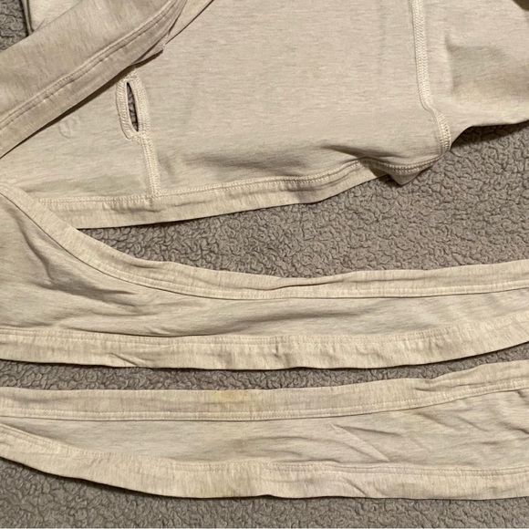 It’s a Tie Short Sleeve - Picture 4 of 4